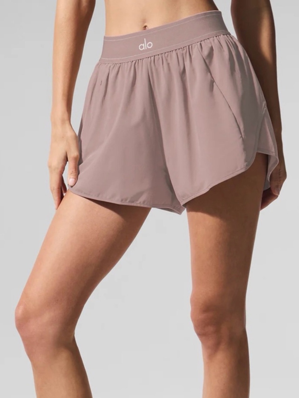 Alo Match Point Shorts Taupe XXS